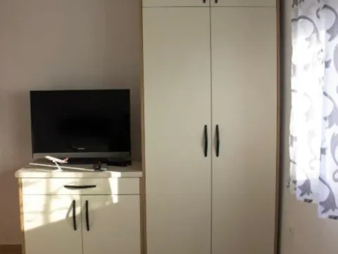 Izdavanje, jednosoban stan, 54m², Kava, Tivat - image 6