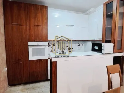 Izdavanje, dvosoban stan, 72m², Pobrežje, Podgorica - image 10