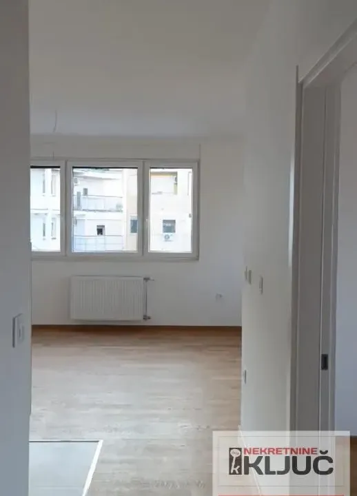 Sale, four bedroom apartment, 77m², Bulevar patrijarha Pavla, Novi Sad Sve Podlokacije