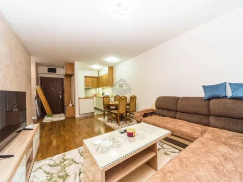 Rent, one bedroom apartment, 47m², Stari Aerodrom, Podgorica - image 3