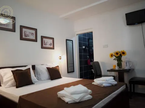 Rent, office space, 320m², Medijana, Niš - image 8