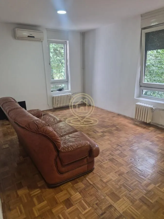 Rent, office space, 78m², Vračar Hram, Vračar Sve Podlokacije