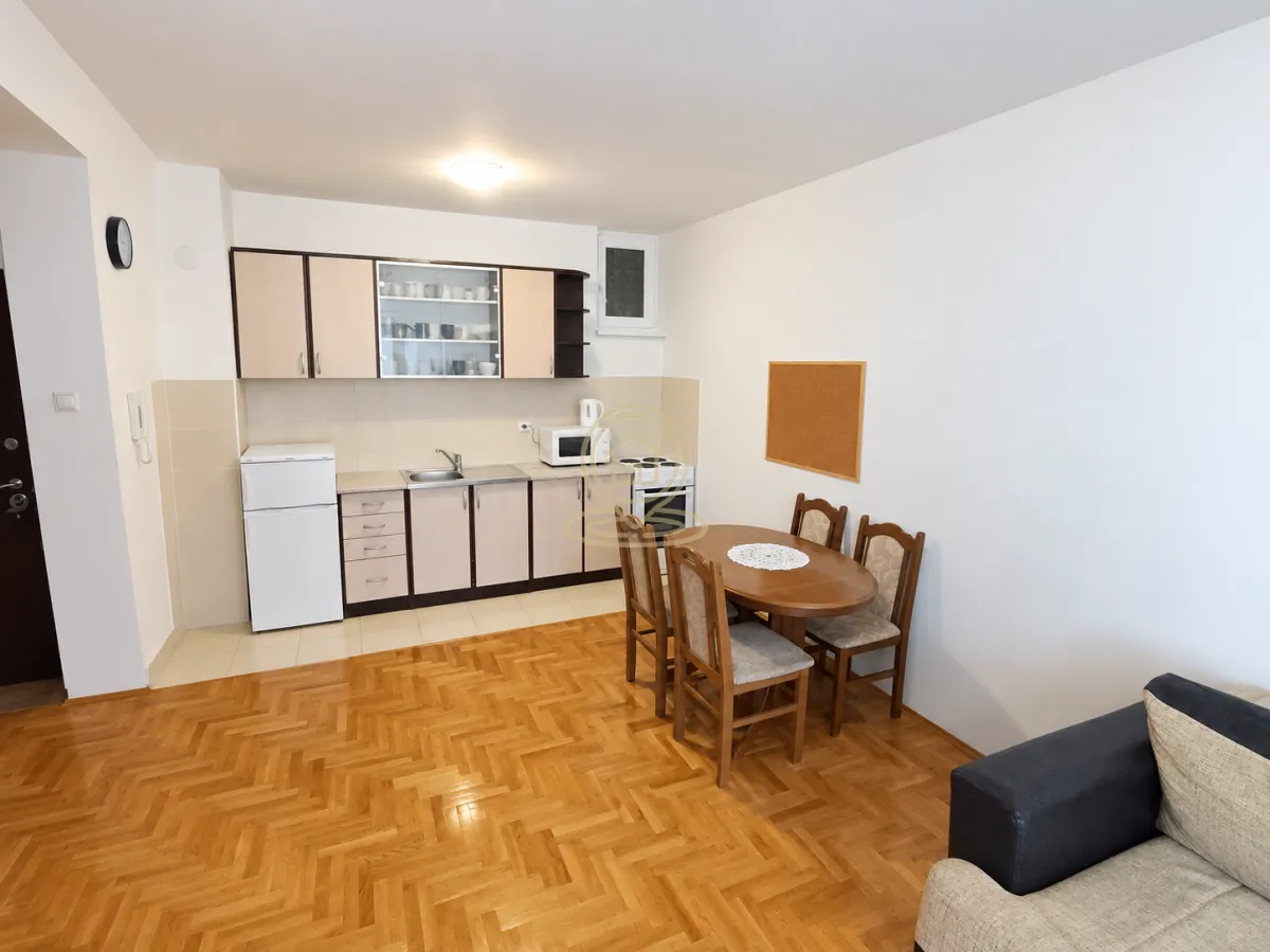 Prodaja, jednosoban stan, 45m², Rotkvarija, Novi Sad Sve Podlokacije