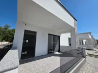 Prodaja, kuća, 86m², Ulcinj, Crna Gora - image 5