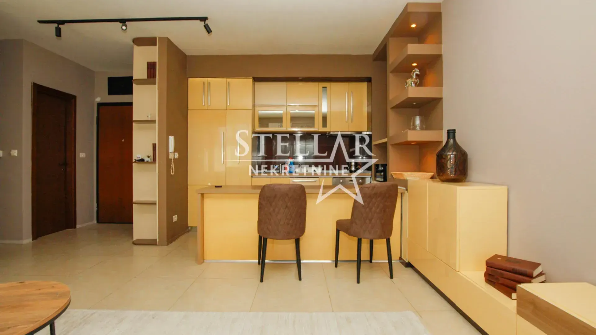 Rent, two bedroom apartment, 68m², City Kvart, Podgorica