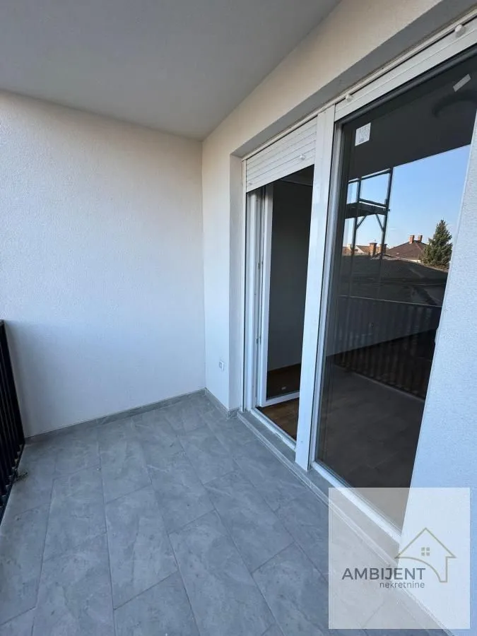 Prodaja, trosoban stan, 67m², Centar, Stara Pazova