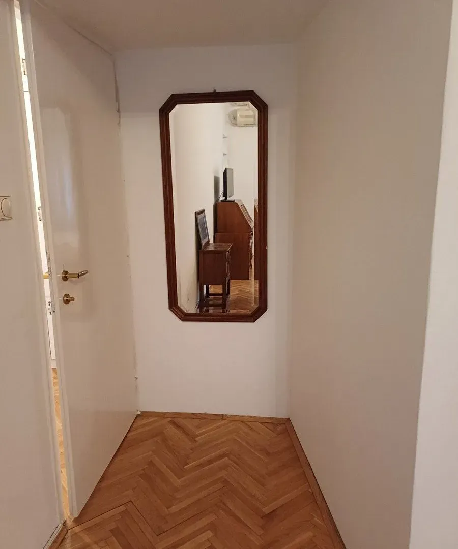 Prodaja, dvosoban stan, 60m², Kalenić Pijaca, Vračar Sve Podlokacije