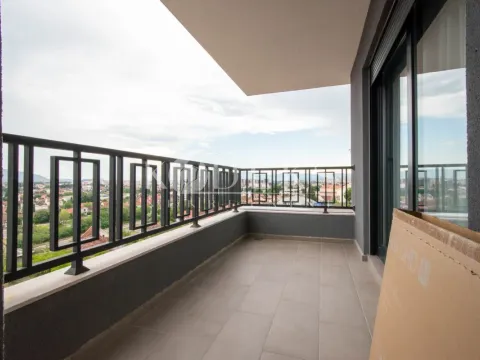 Rent, two bedroom apartment, 70m², Gorica C, Podgorica - image 13