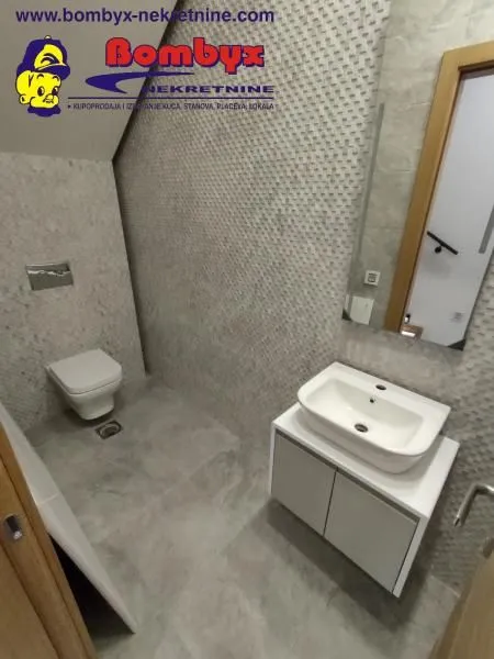 Prodaja, kuća, 181m², Sremska Kamenica, Petrovaradin