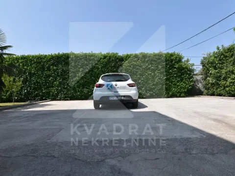 Rent, house, 250m², Zagorič, Podgorica - image 34