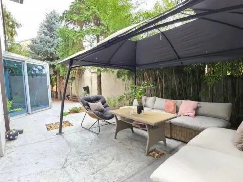 Sale, house, 400m², Denkova Basta, Zvezdara Sve Podlokacije - image 16