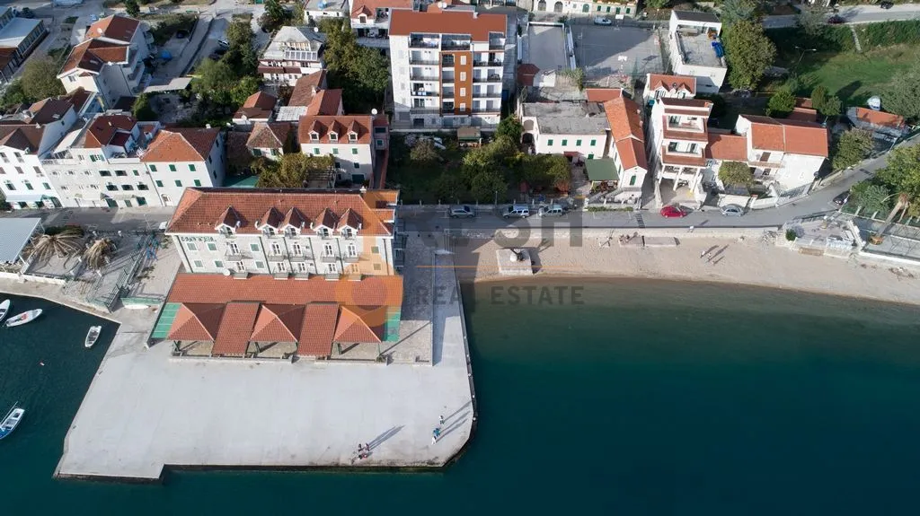 Sale, office space, 800m², Herceg Novi, Crna Gora