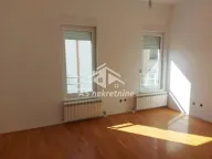 Izdavanje, kuća, 300m², Savski Venac, Beograd - image 16