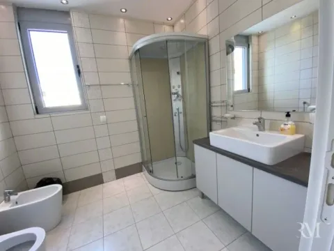 Izdavanje, kuća, 400m², Budva, Crna Gora - image 8