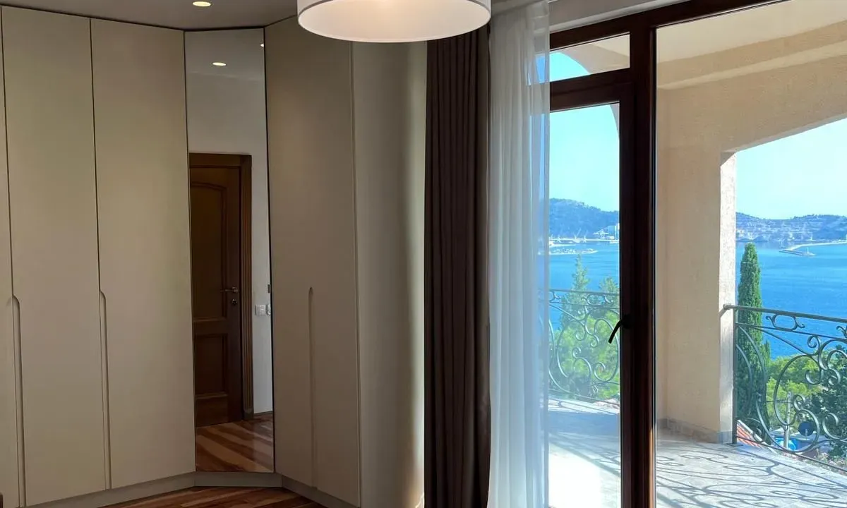 Sale, house, 235m², Centar, Bar