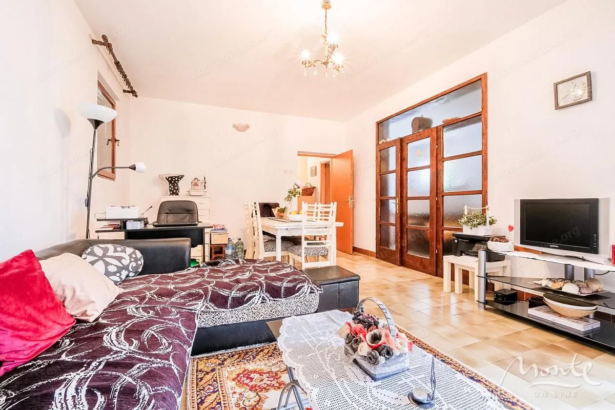 Prodaja, kuća, 250m², Dobrota, Kotor