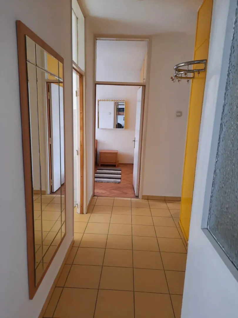 Rent, one bedroom apartment, 45m², Preko Morače, Podgorica