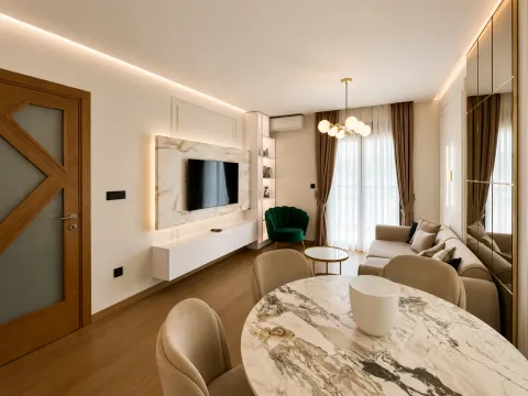 Izdavanje, dvosoban stan, 70m², Ljubović, Podgorica - image 2