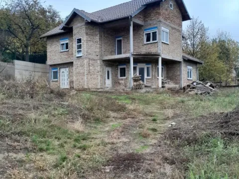 Kuća in Sremska Kamenica