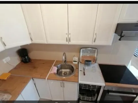 Rent, two bedroom apartment, 52m², Bečići, Budva - image 9
