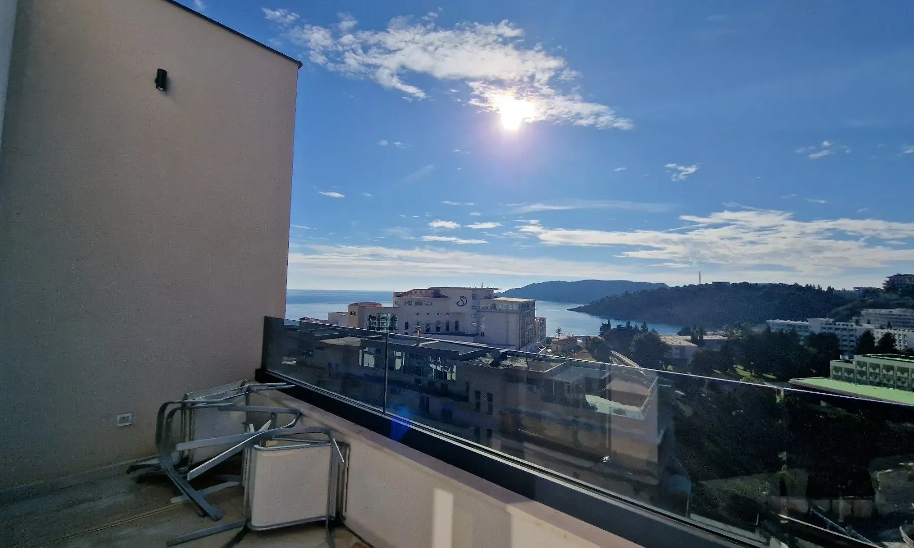 Sale, two bedroom apartment, 135m², Bečići, Budva