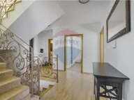 Izdavanje, kuća, 700m², Krašići, Tivat - image 8