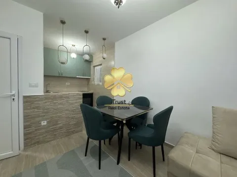 Izdavanje, kuća, 40m², 1 maj, Podgorica - image 4