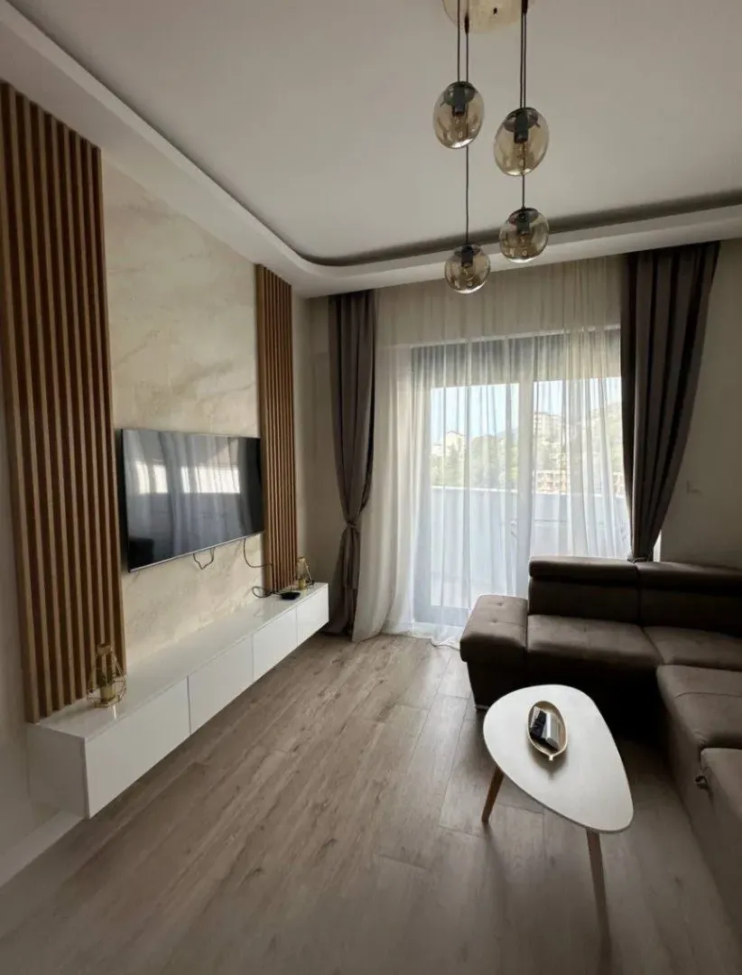 Prodaja, jednosoban stan, 54m², Bečići, Budva