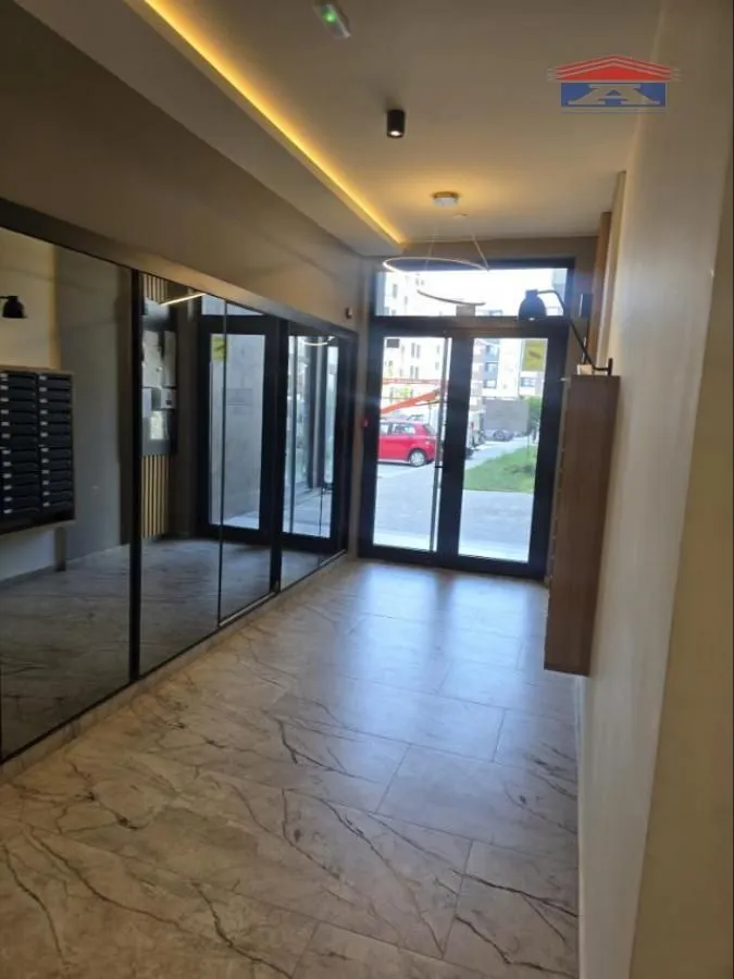 Prodaja, četvorosoban stan, 95m², Avijatičarsko naselje, Novi Sad Sve Podlokacije
