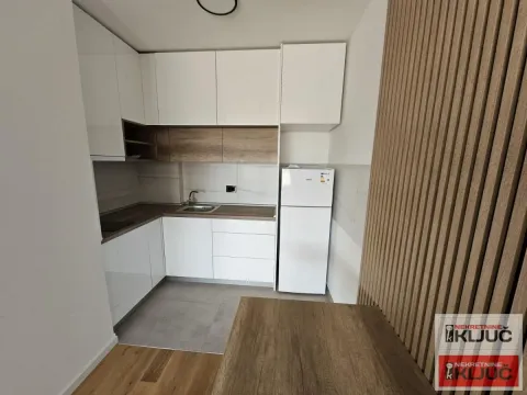 Izdavanje, dvosoban stan, 47m², Telep, Novi Sad Sve Podlokacije - image 5