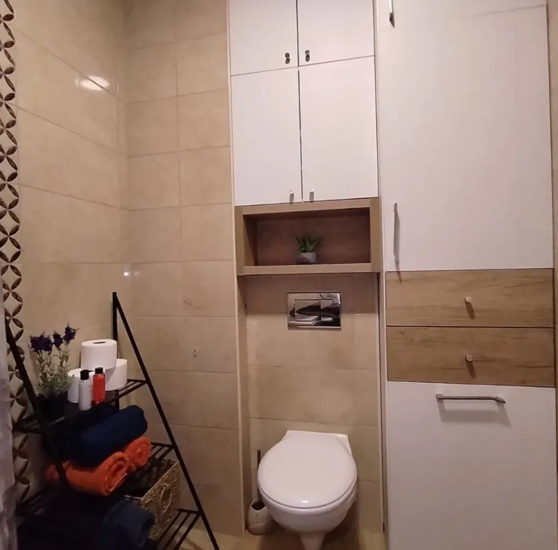 Izdavanje, dvosoban stan, 67m², Blok 9, Podgorica
