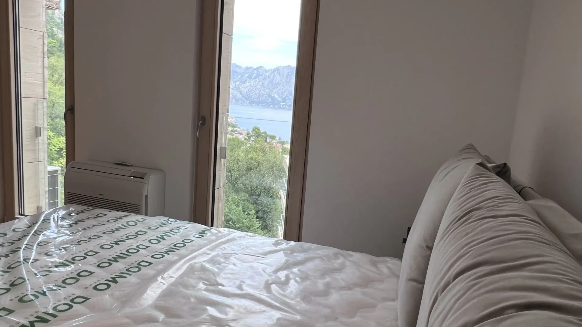 Sale, five bedroom apartment, 198m², Kotor, Crna Gora