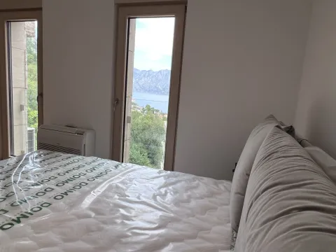 Sale, five bedroom apartment, 198m², Kotor, Crna Gora - image 13