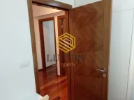 Rent, four bedroom apartment, 130m², Centar, Podgorica - image 9