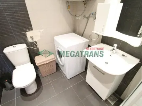 Izdavanje, trosoban stan, 103m², Savski Venac, Beograd - image 11