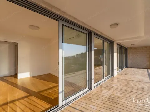 Sale, three bedroom apartment, 160m², Pržno, Budva - image 14