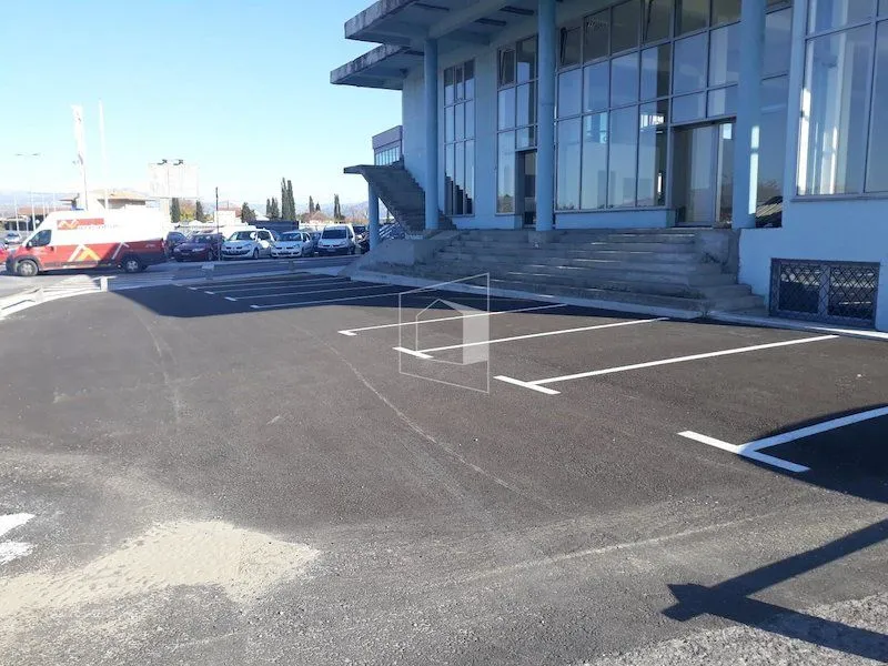 Rent, office space, 740m², Mahala, Bijelo Polje