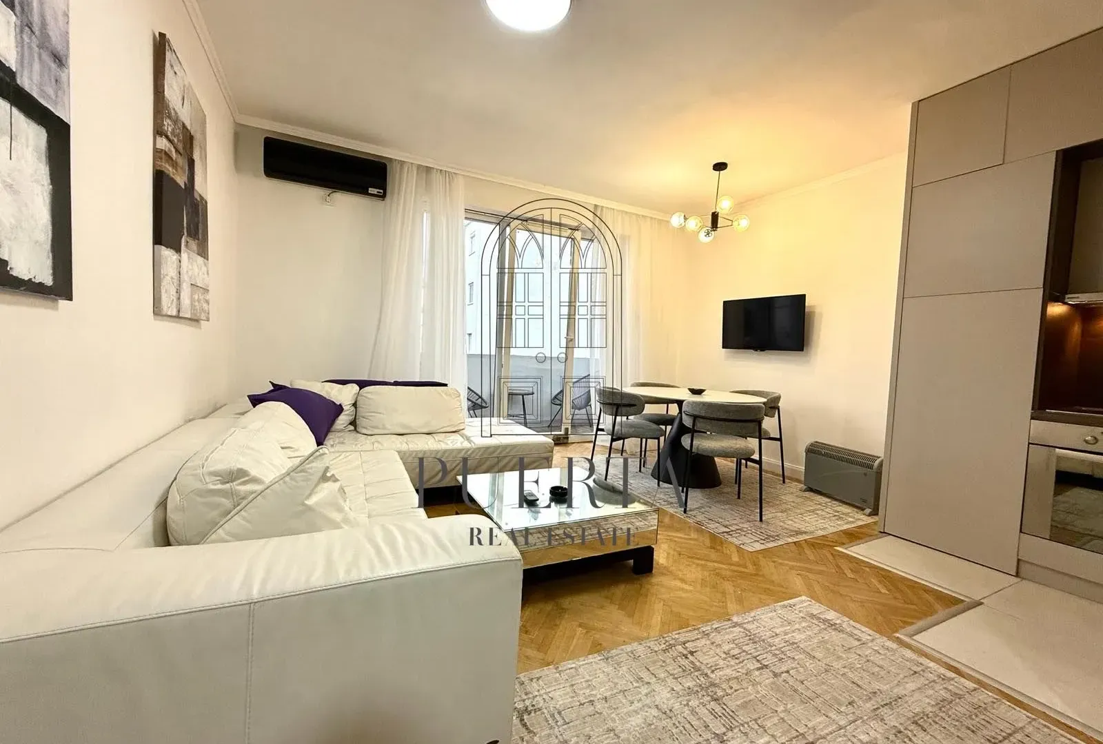 Izdavanje, dvosoban stan, 70m², Preko Morače, Podgorica