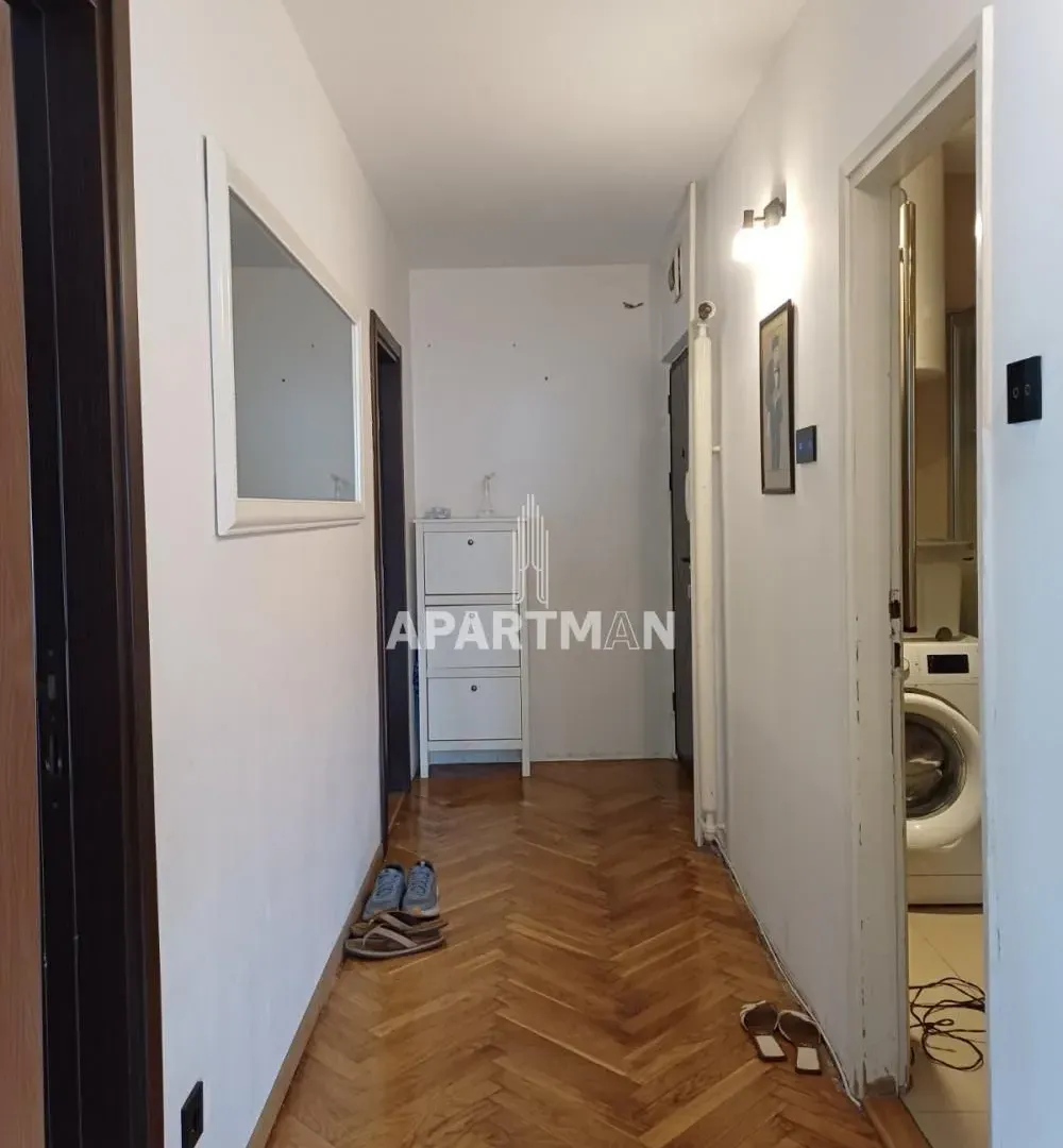Prodaja, trosoban stan, 68m², Stari Grad, Beograd