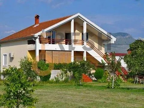 Sale, house, 200m², Ostalo, Podgorica - image 2
