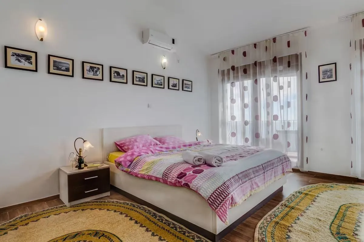 Rent, house, 110m², Lapčići, Budva
