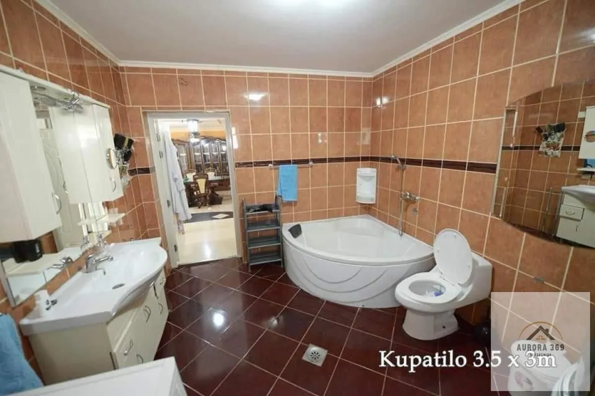 Prodaja, kuća, 420m², Ruma, Srbija