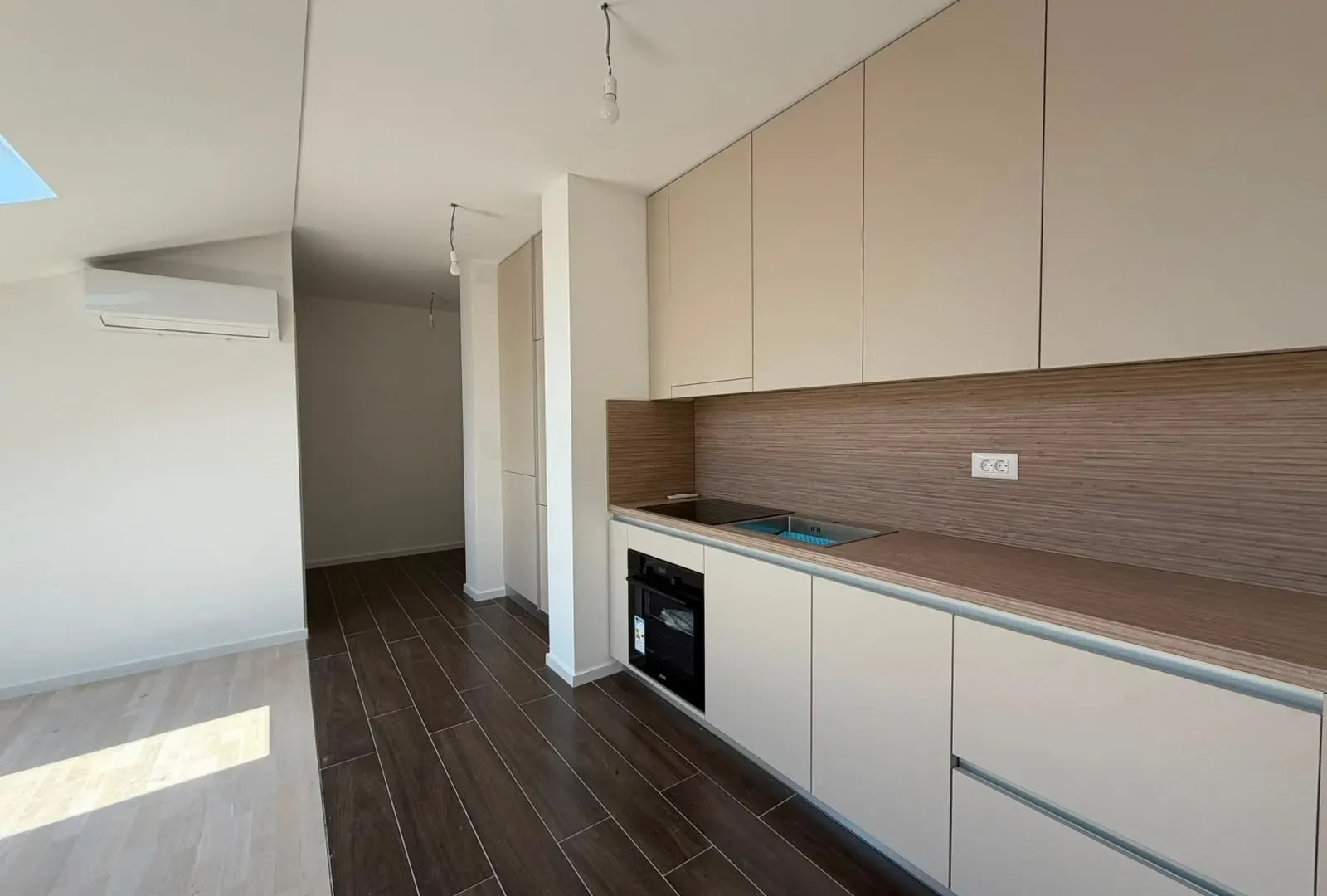 Prodaja, garsonjera, 45m², Tološi, Podgorica