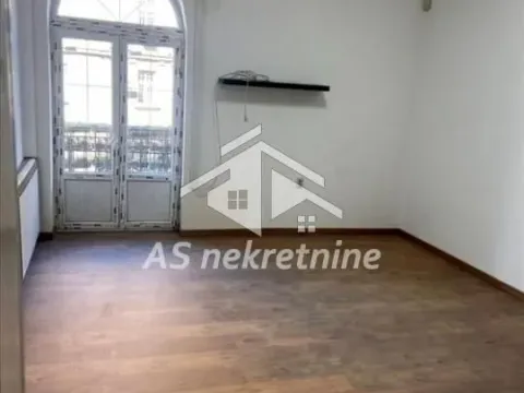 Izdavanje, četvorosoban stan, 107m², Stari Grad, Beograd - image 14