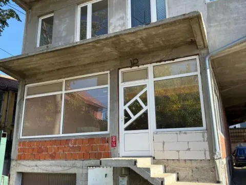Prodaja, kuća, 650m², Kragujevac, Srbija - image 17