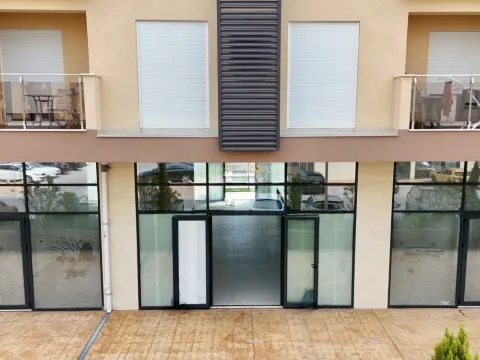 Rent, office space, 120m², City Kvart, Podgorica - image 12