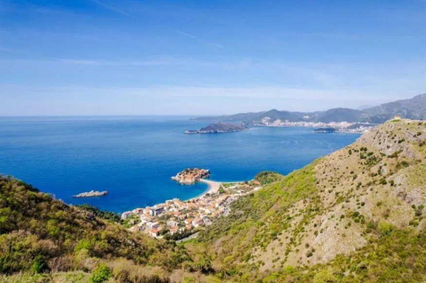 Sale, three bedroom apartment, 90m², Sveti Stefan, Budva