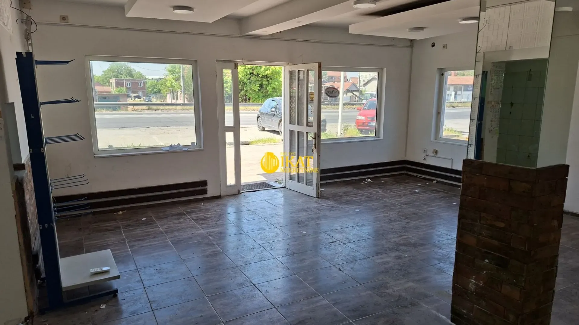 Rent, office space, 450m², Krnjaca, Palilula Sve Podlokacije