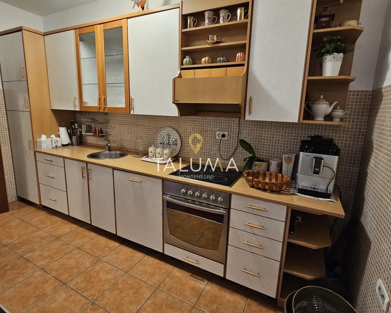 Rent, three bedroom apartment, 100m², Gorica C, Podgorica