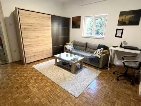 Izdavanje, dvosoban stan, 52m², Slavija, Vračar Sve Podlokacije - image 2